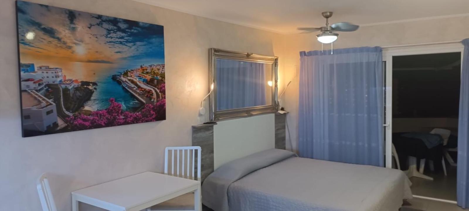 Apartment Monolocale Flores